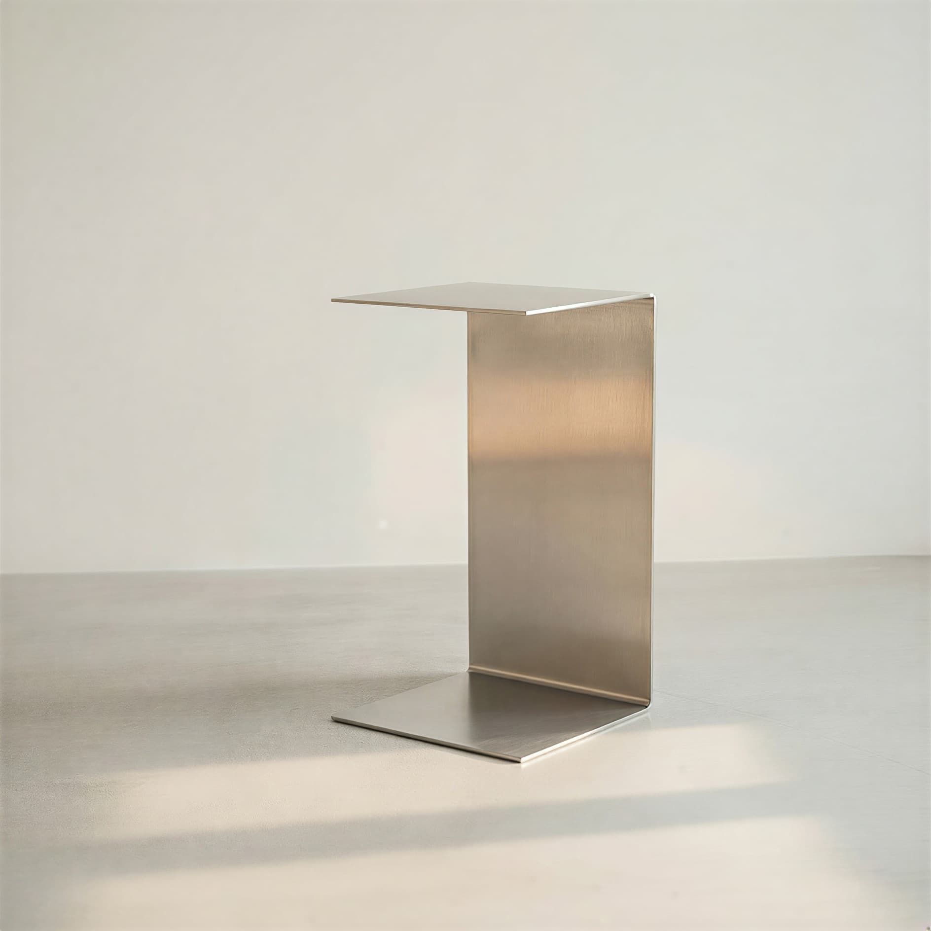 VEIL ana görünüm — Paslanmaz Çelik Paslanmaz Çelik Sehpa & Yan Sehpa ARTINIT